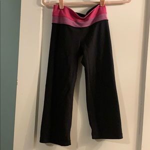 Lululemon reversible Capri yoga pants